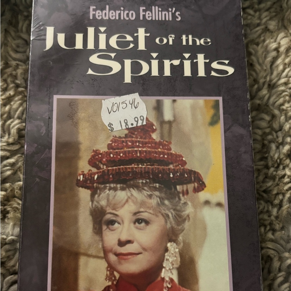 Juliet of the Spirits sealed VHS 📼